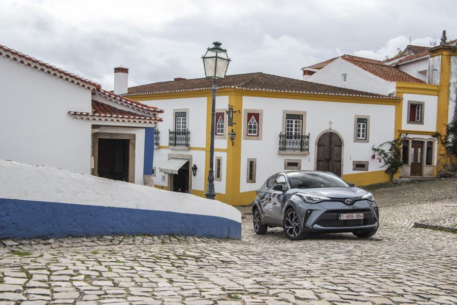 Toyota C-HR Hybrid 2019 года  (WW) (фото 125 из 174)